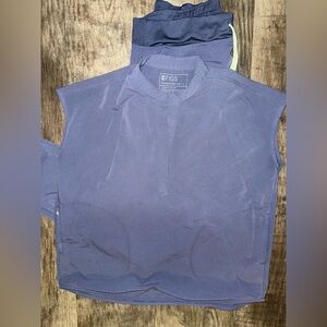 Figs Women's Navy Blue Scrub Top